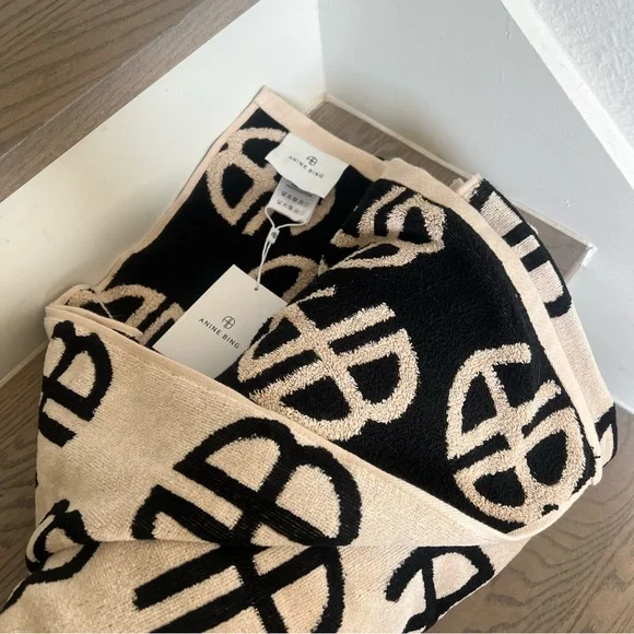 NWT Anine Bing Bahia Towel in Beige Monogram Print